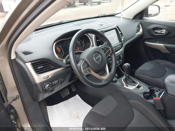 2017 JEEP CHEROKEE LATITUDE — I7