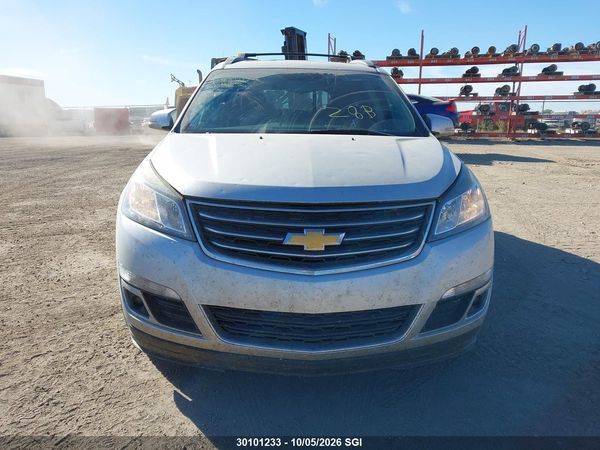 2015 CHEVROLET TRAVERSE LT — I12