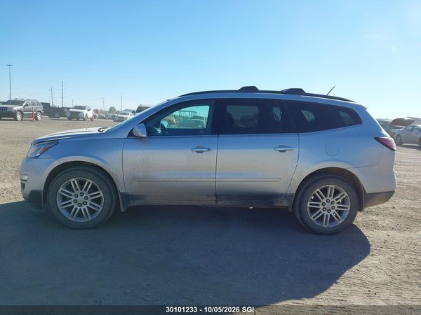 2015 CHEVROLET TRAVERSE LT — I14