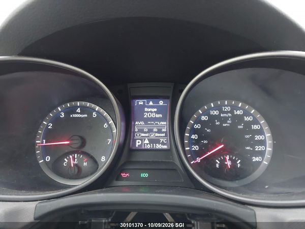 2016 HYUNDAI SANTA FE SPORT — I7