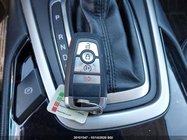 2017 FORD EDGE SEL — I11