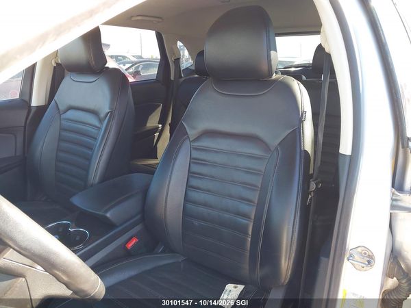 2017 FORD EDGE SEL — I19