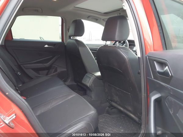 2019 VOLKSWAGEN JETTA SEL — I8