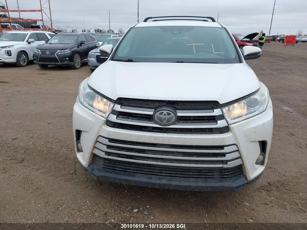 2017 TOYOTA HIGHLANDER LE/LE PLUS — I13