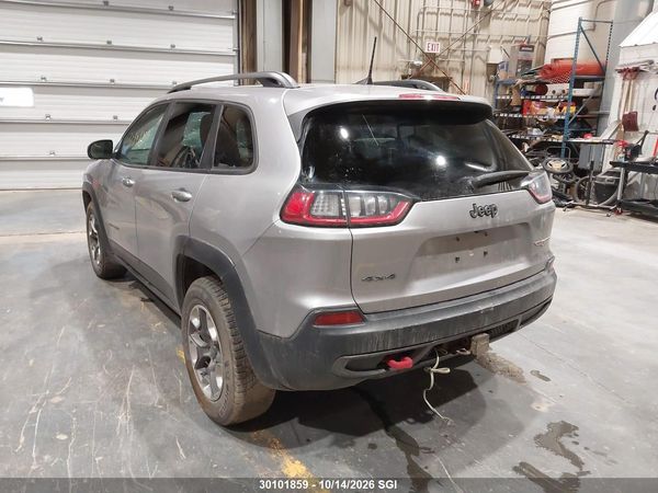 2019 JEEP CHEROKEE TRAILHAWK — I3