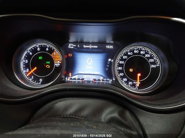 2019 JEEP CHEROKEE TRAILHAWK — I7