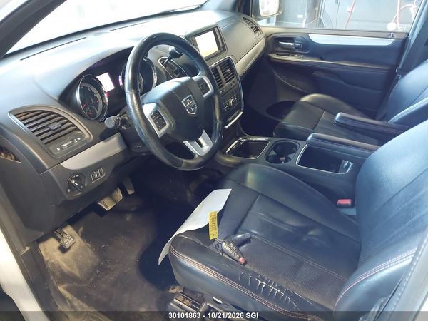 2012 DODGE GRAND CARAVAN R/T — I11