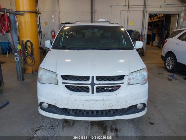 2012 DODGE GRAND CARAVAN R/T — I13
