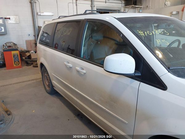 2012 DODGE GRAND CARAVAN R/T — I14