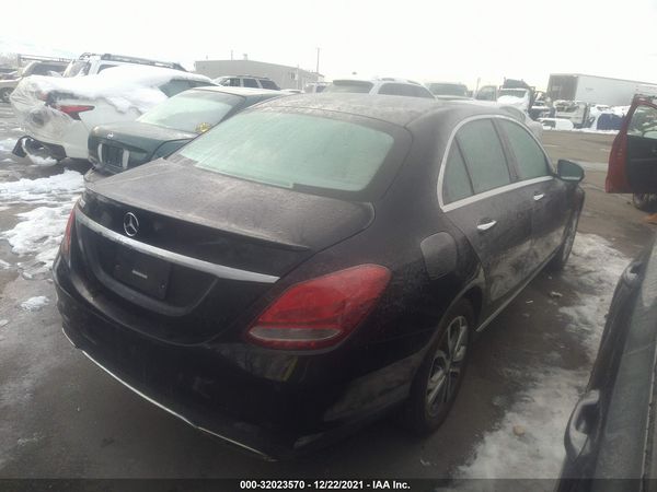2016 MERCEDES-BENZ C 300