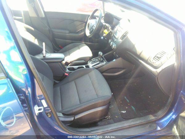 2017 KIA FORTE LX