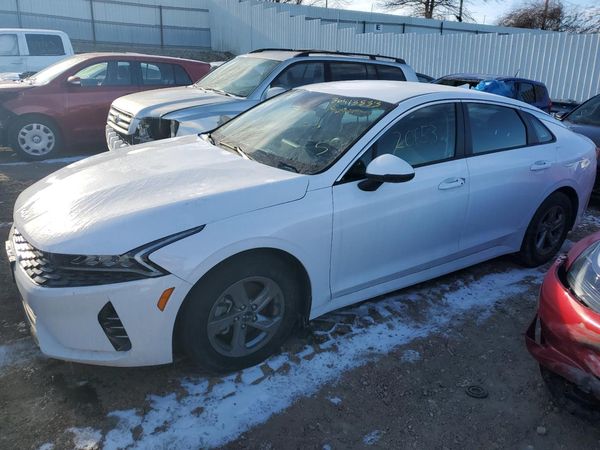 2022 KIA K5