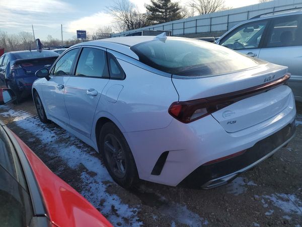 2022 KIA K5