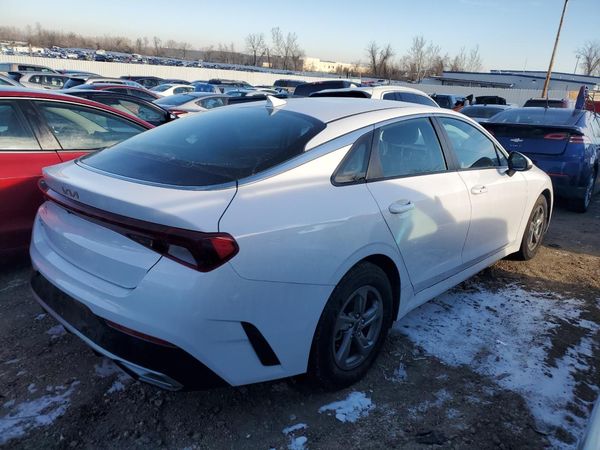 2022 KIA K5