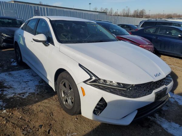 2022 KIA K5