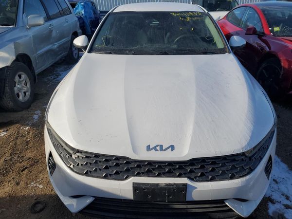 2022 KIA K5