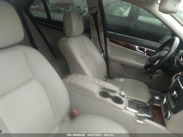 2012 MERCEDES-BENZ C 300