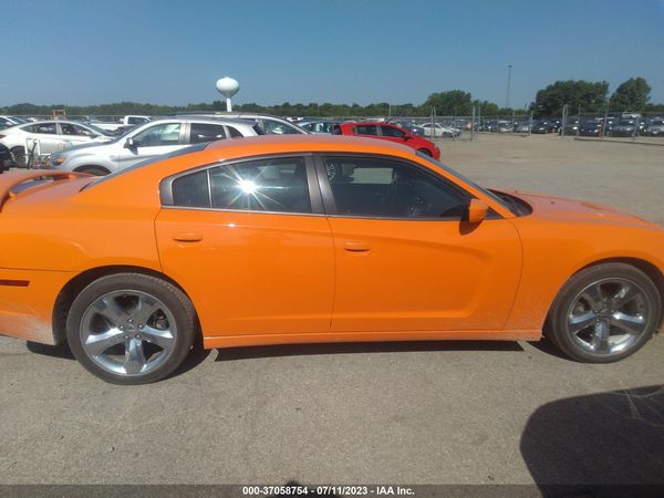 2014 DODGE CHARGER SXT