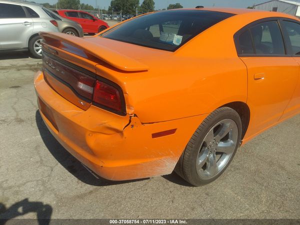 2014 DODGE CHARGER SXT