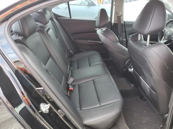 2015 ACURA TLX Base