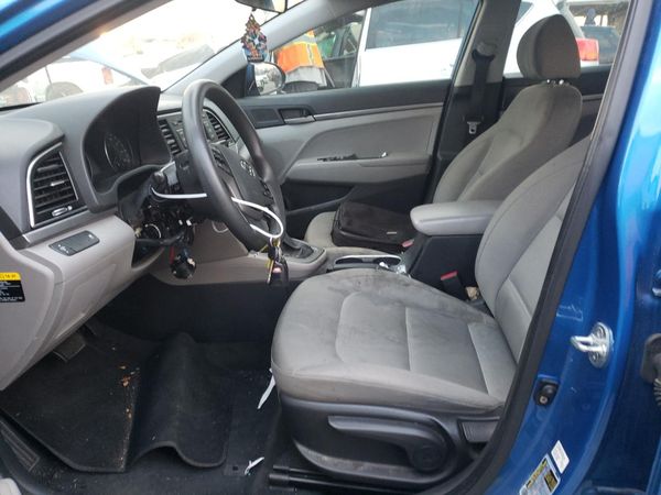 2017 HYUNDAI ELANTRA SE Base