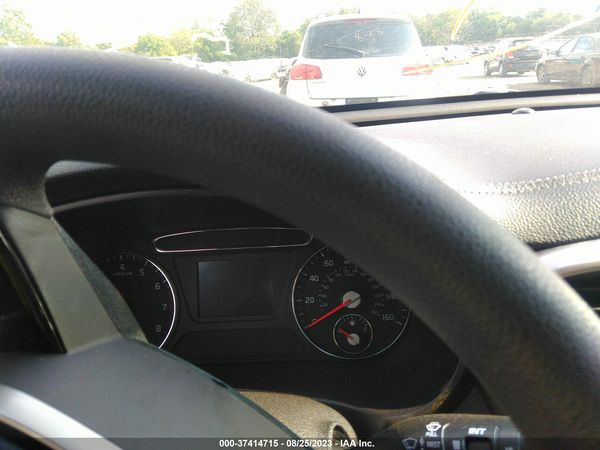 2019 KIA SORENTO 2.4L LX