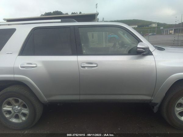 2023 TOYOTA 4RUNNER SR5 PREMIUM