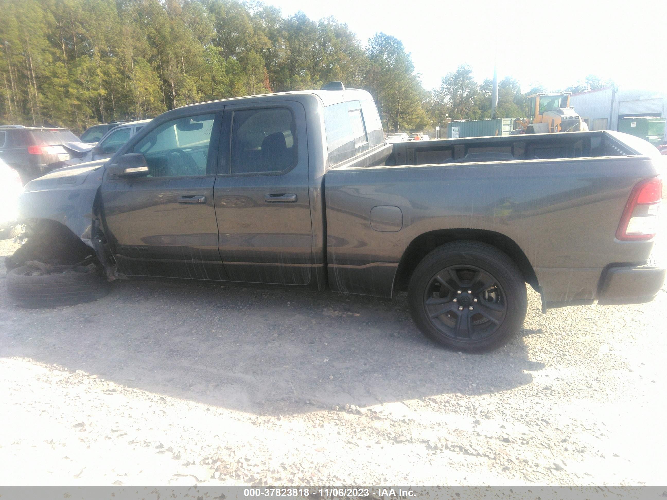 2022 RAM 1500 BIG HORN  4X4 6'4" BOX