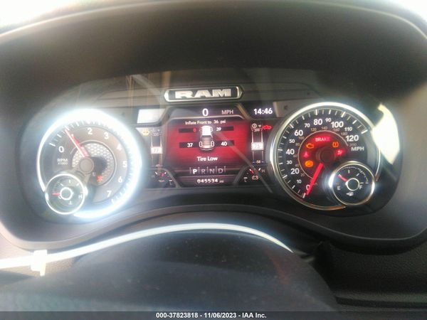 2022 RAM 1500 BIG HORN  4X4 6'4" BOX