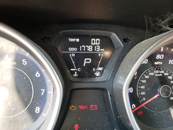 2012 HYUNDAI ELANTRA
