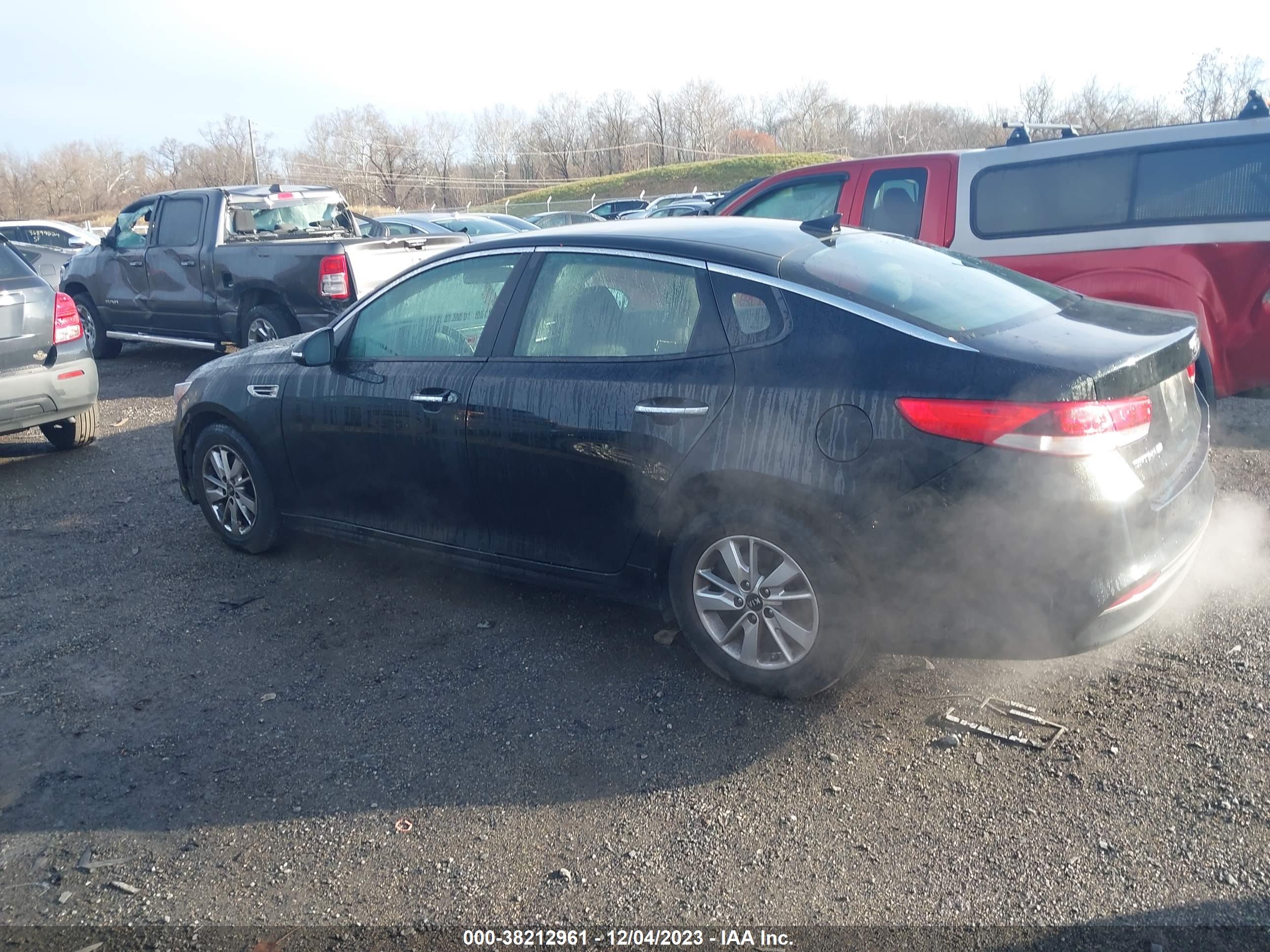 2017 KIA OPTIMA LX
