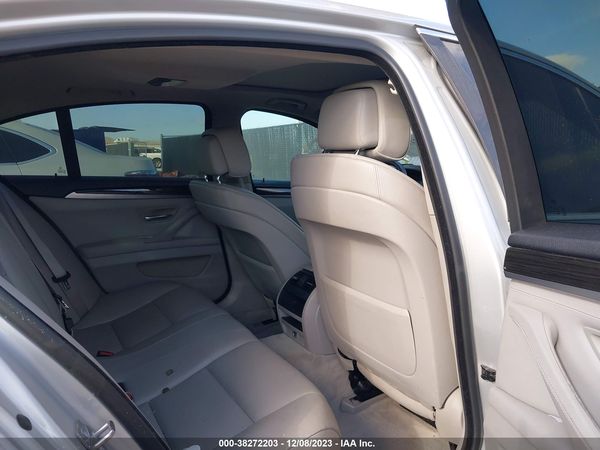 2013 BMW 5 SERIES 528I