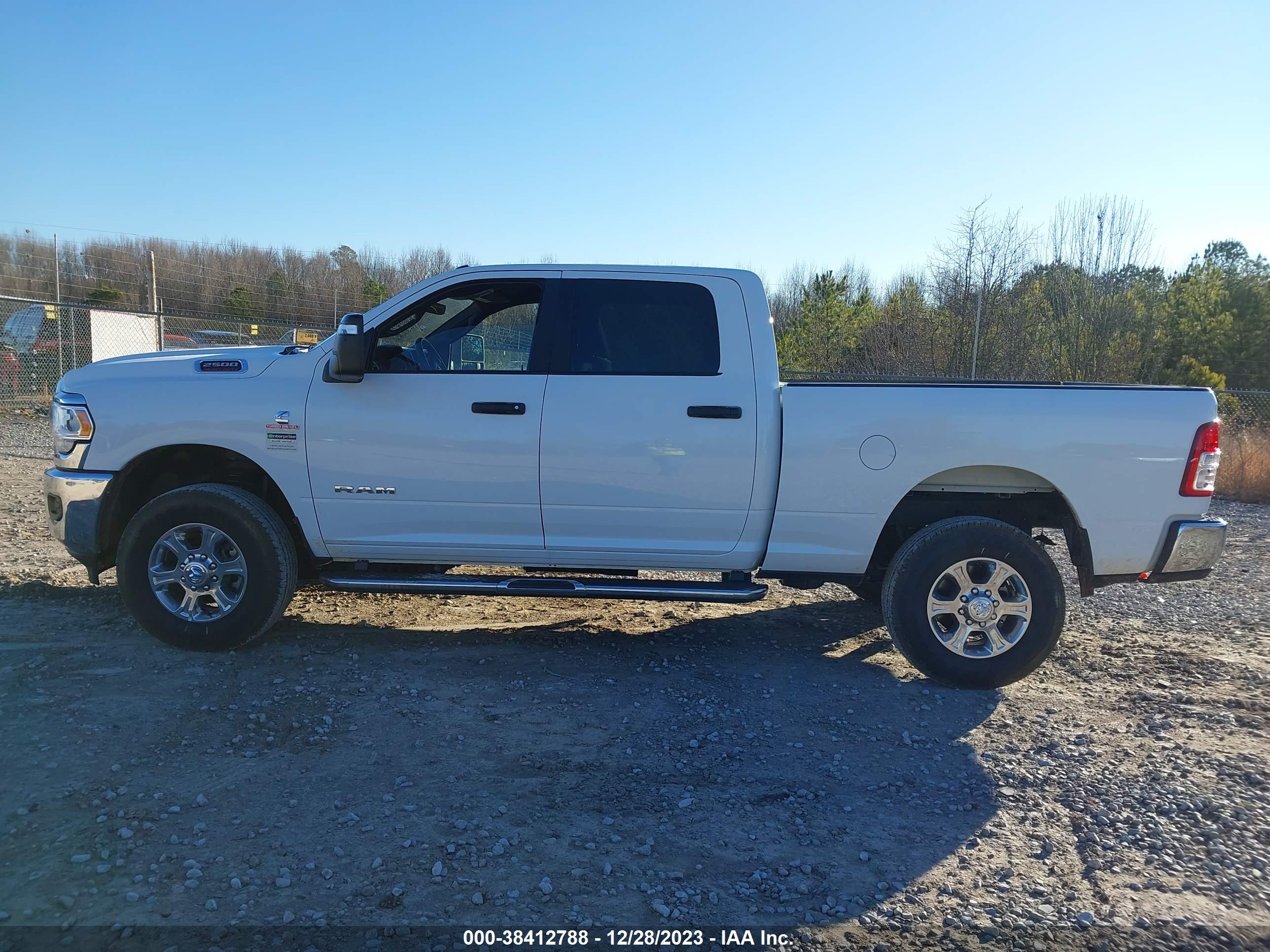 2023 RAM 2500 BIG HORN  4X4 6'4 BOX