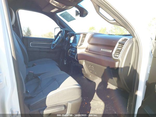 2023 RAM 2500 BIG HORN  4X4 6'4 BOX