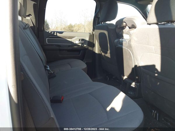2023 RAM 2500 BIG HORN  4X4 6'4 BOX