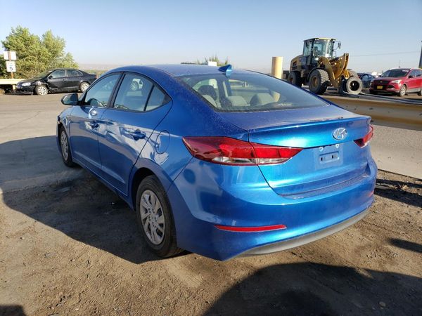 2018 HYUNDAI ELANTRA SE