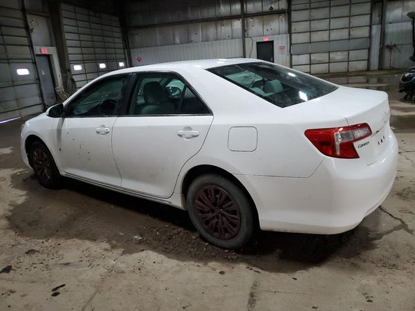 2012 TOYOTA CAMRY
