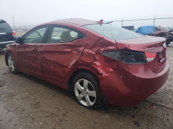 2013 HYUNDAI ELANTRA