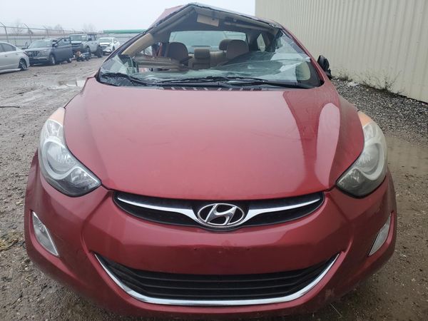 2013 HYUNDAI ELANTRA