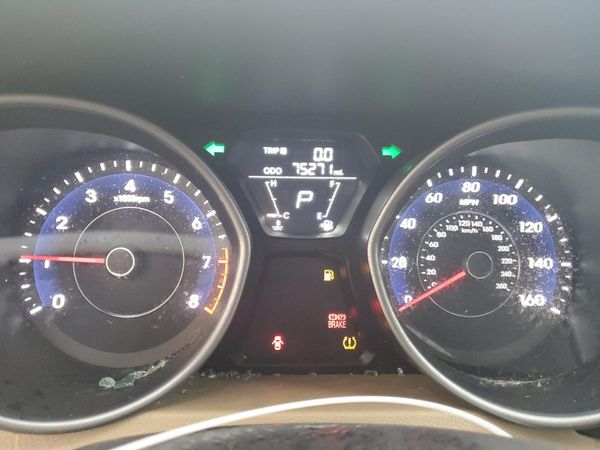 2013 HYUNDAI ELANTRA
