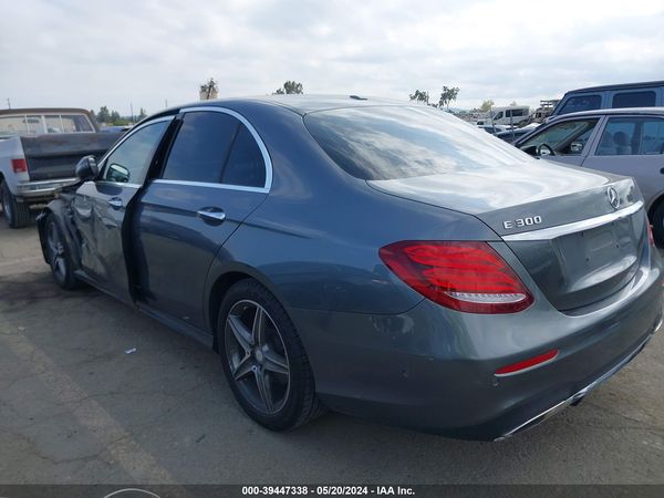 2017 MERCEDES-BENZ E 300 E300