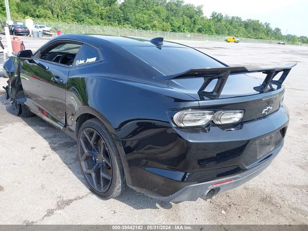 2021 CHEVROLET CAMARO RWD  1SS — I3