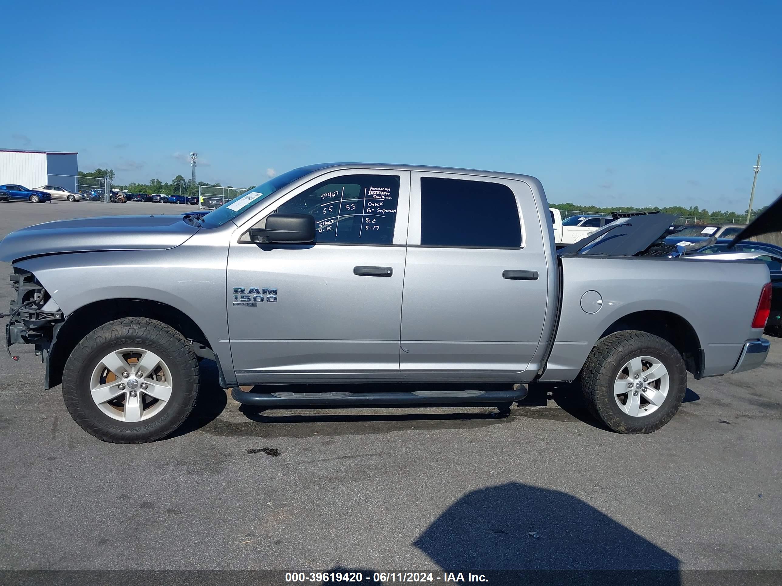 2019 RAM 1500 CLASSIC TRADESMAN  4X4 5'7 BOX