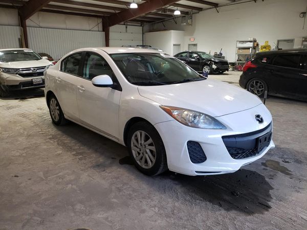 2012 MAZDA 3 Touring/GS