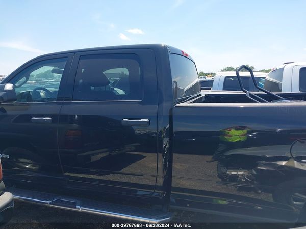 2022 RAM 2500 TRADESMAN  4X4 8' BOX