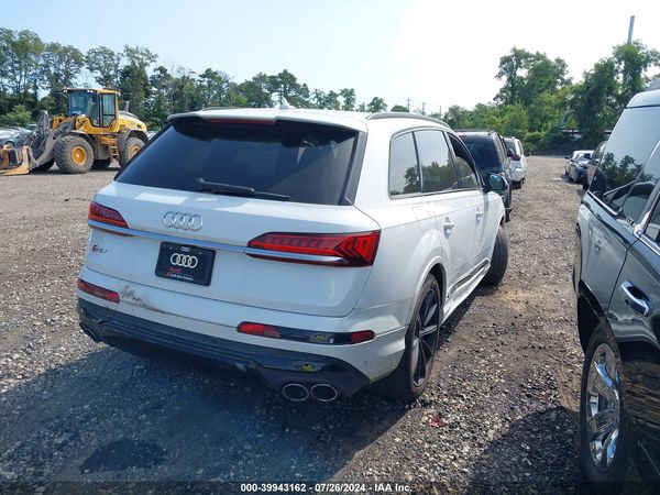 2021 AUDI SQ7