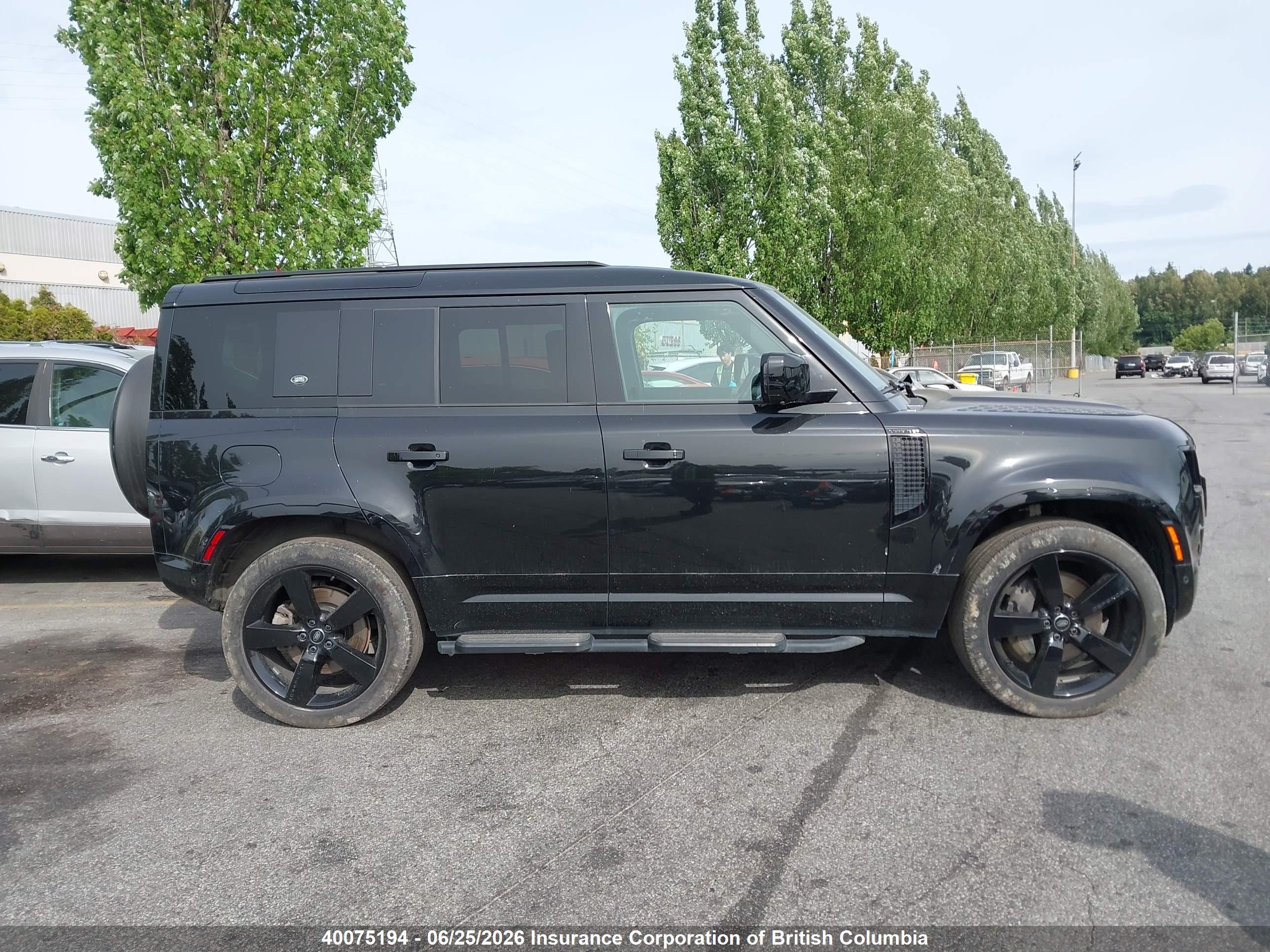 2024 LAND ROVER DEFENDER 110 X-DYNAMIC SE