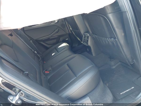 2018 PORSCHE MACAN S