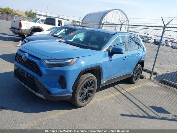 2024 TOYOTA RAV4 SE