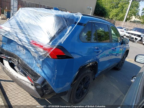 2024 TOYOTA RAV4 SE